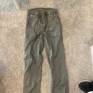 American Eagle Green Joggers